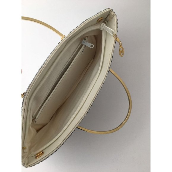 White Mesh Metal Purse Handbag Retro Bag Golden Framed Handle Vintage Accessory - Picture 5 of 11